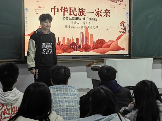 图示, 示意图
中度可信度描述已自动生成:ver1